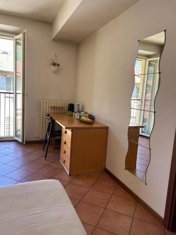 Lecco Only Females Guest House Eksteriør bilde